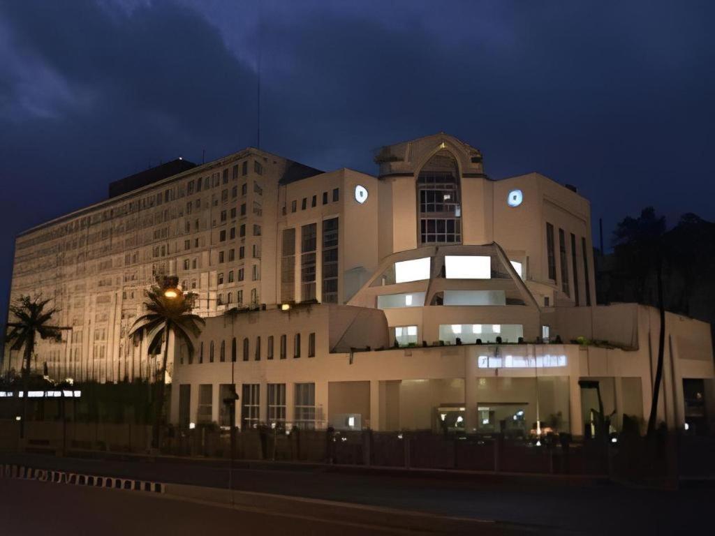 Hotel Ruposhi Bangla Дакка Екстер'єр фото